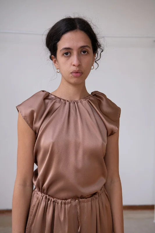 Weekend Shopping Extravaganza Max Top - Silk Satin - Brown