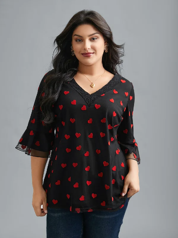 Flash Deal V-Neck Hearts Mesh Lace Detailing Blouse