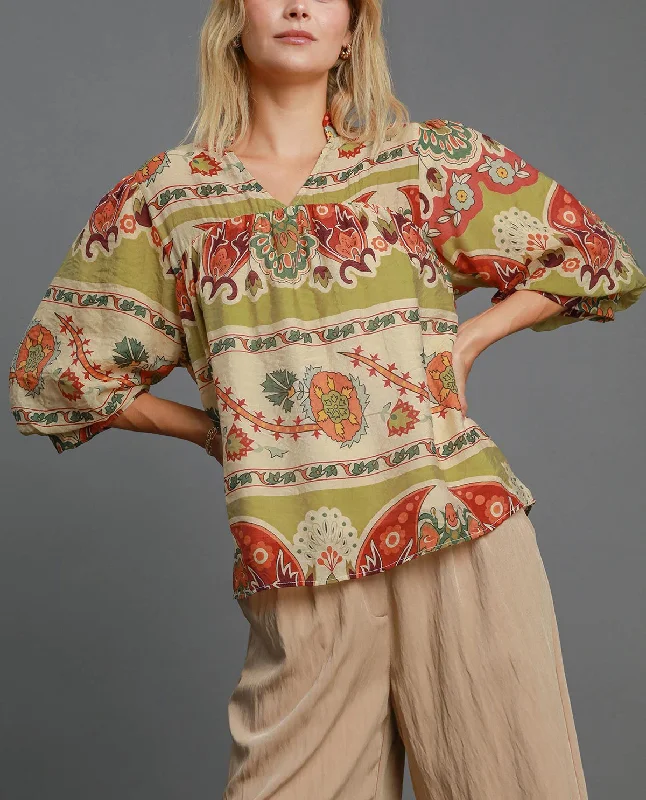 Unwind with Weekend Discounts Border Print Split Neck Top