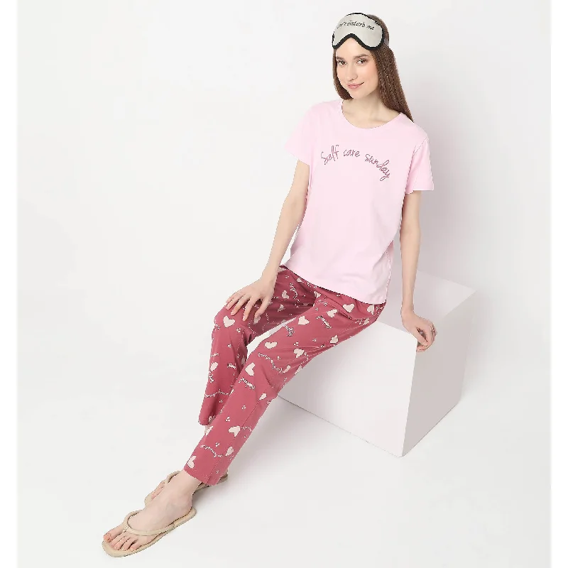 Weekend Offers That Amaze Text Print Straight Lounge T-Shirt