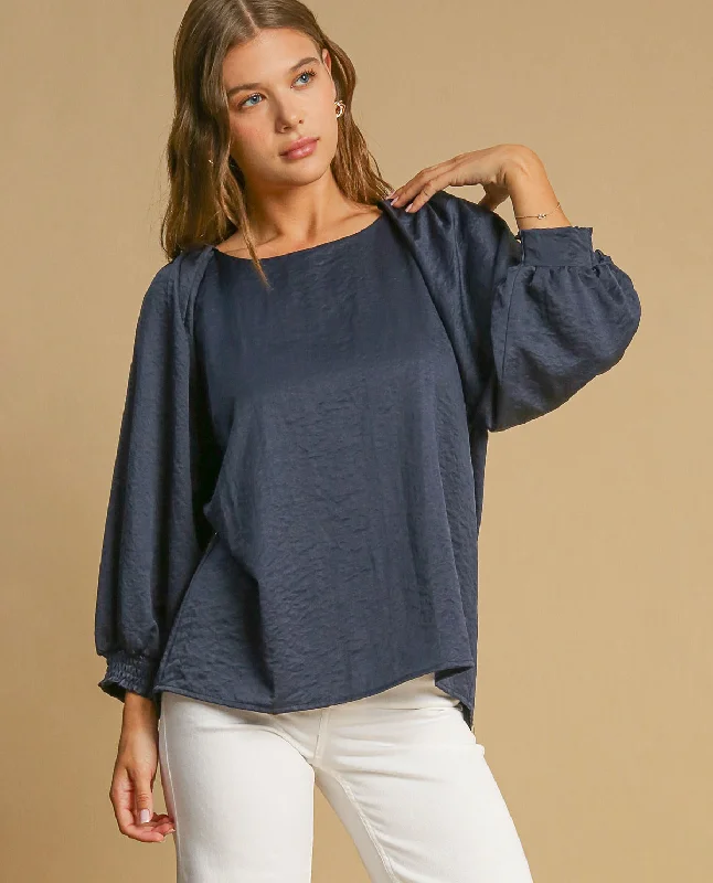 Weekend Discounts to Indulge In Scoop Smocked Cuff Top
