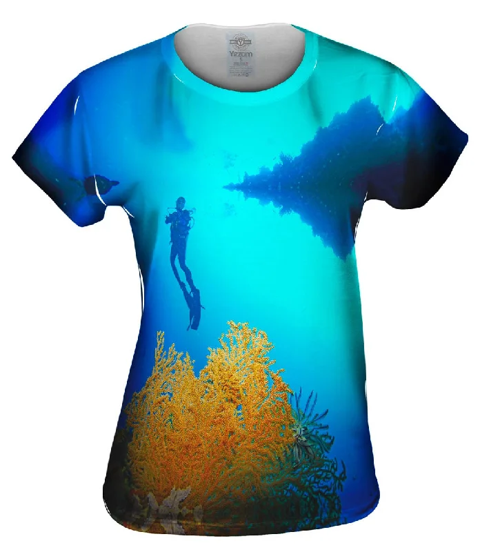Hurry In Reef Forests Palau Underwater