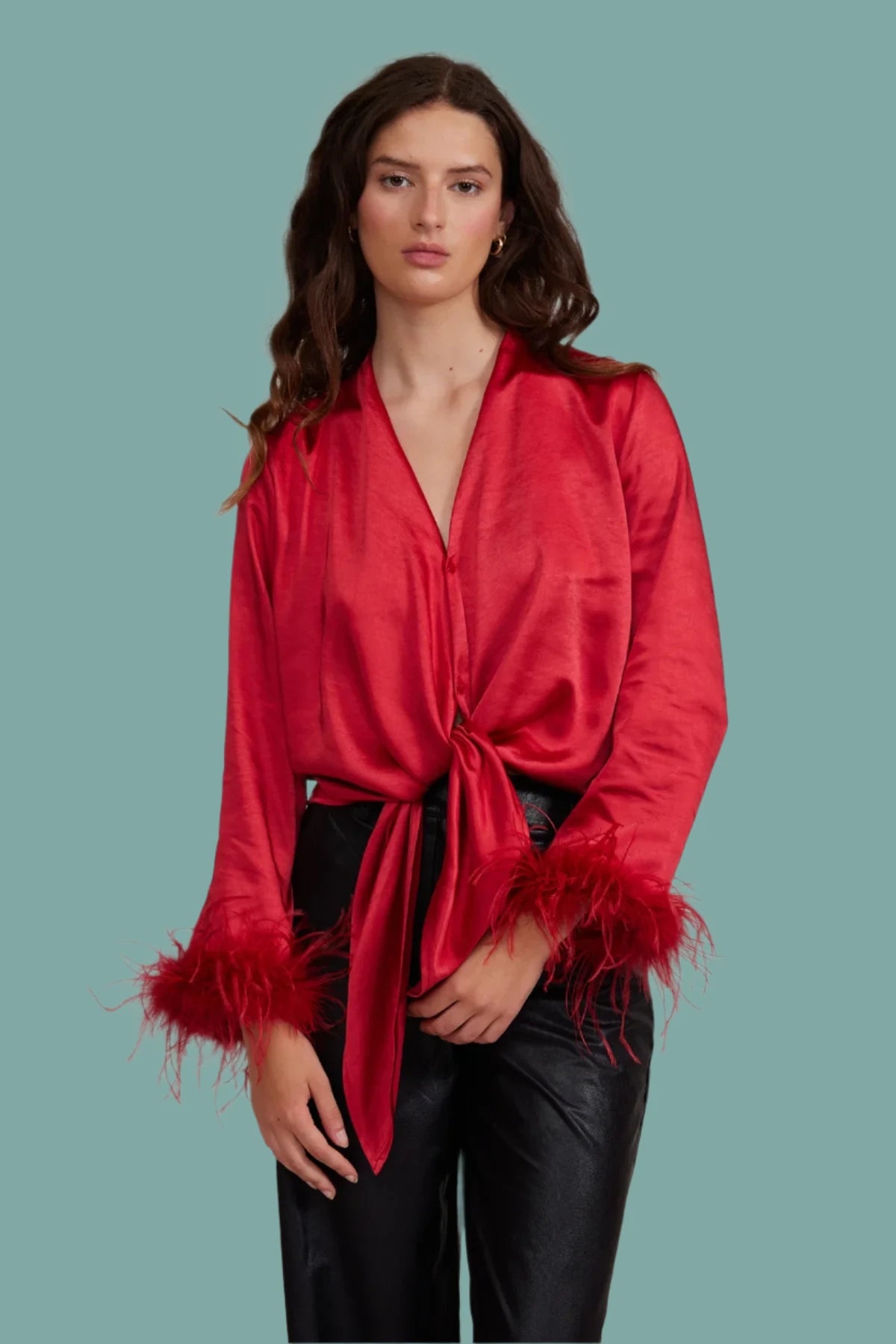 Bonus Savings Shiloh Feather Top