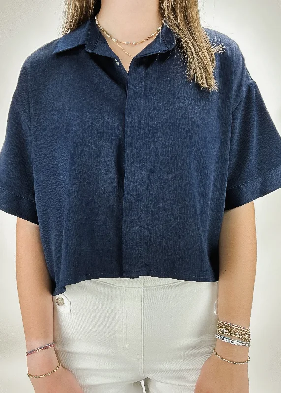 Year-End Sale Bishop Collared Top