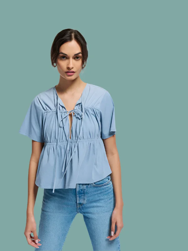 Limited Offer Robin Tie Front Top