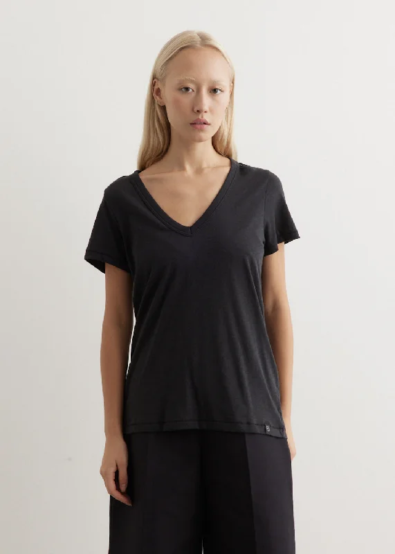 Online Exclusive Slub V-Neck T-Shirt