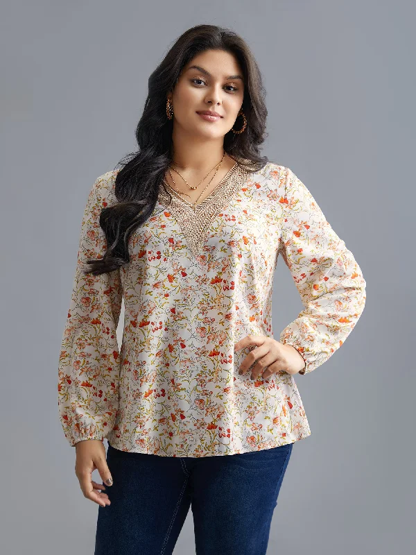Midnight Sale V Neck Ditsy Floral Contrast Webbing Blouse