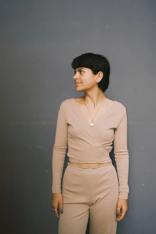 Seasonal Sale longsleeve wrap top - aries - beige