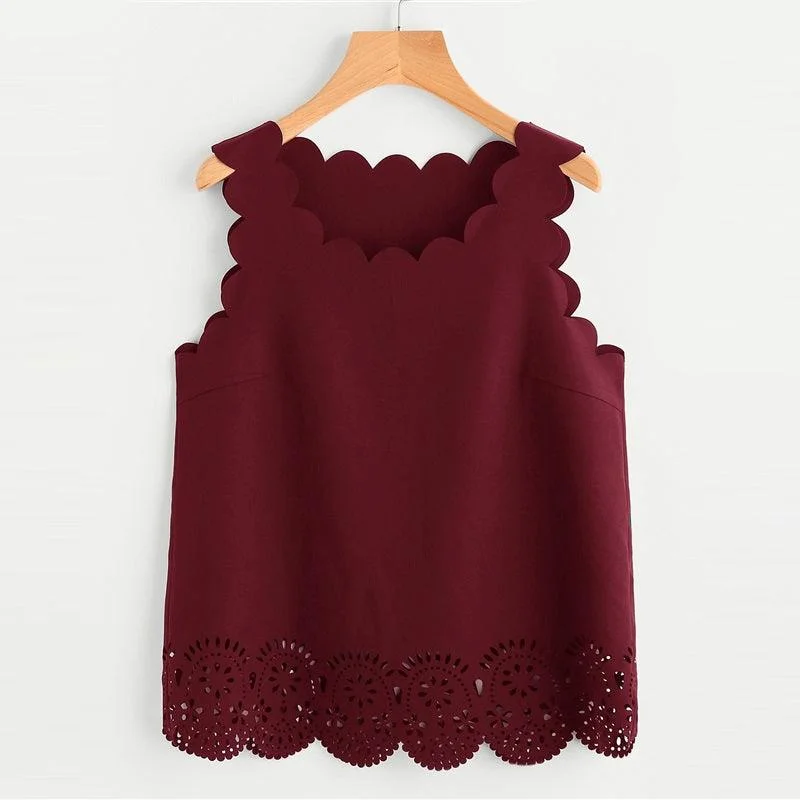 Markdowns SCARLET’S SCALLOPED SHELL TOP