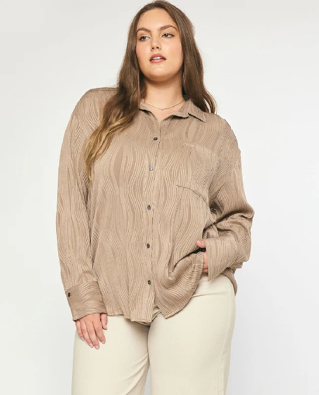 Weekend Deals to Make You Happy Plus Button Up Textured Top