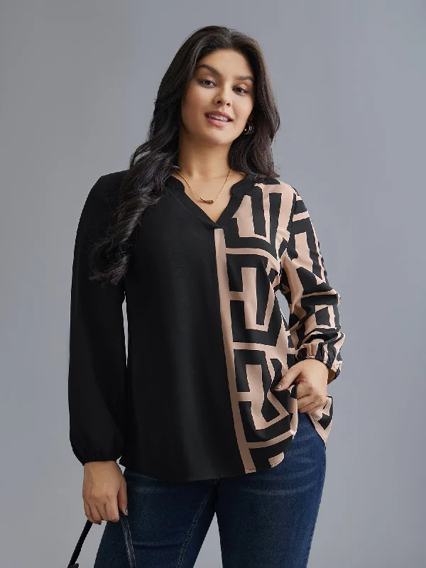 Weekend Bargains Await You Notched Geometric Colorblock Contrast Blouse