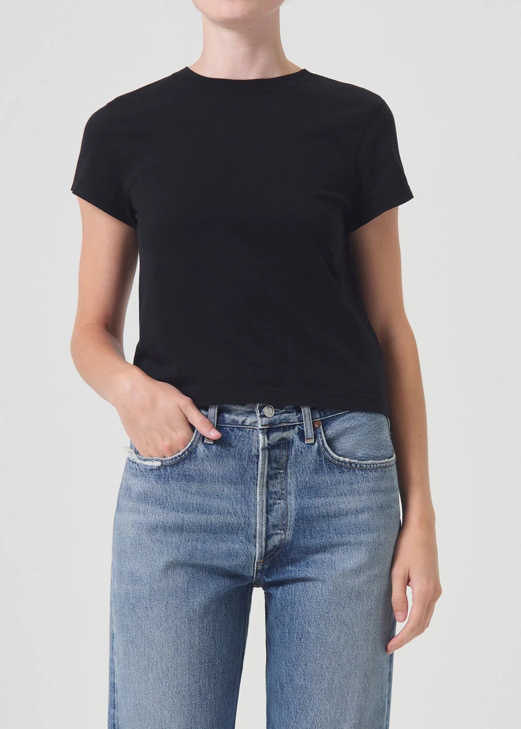 Weekend Special Agolde Adine Shrunken T-Shirt in Black
